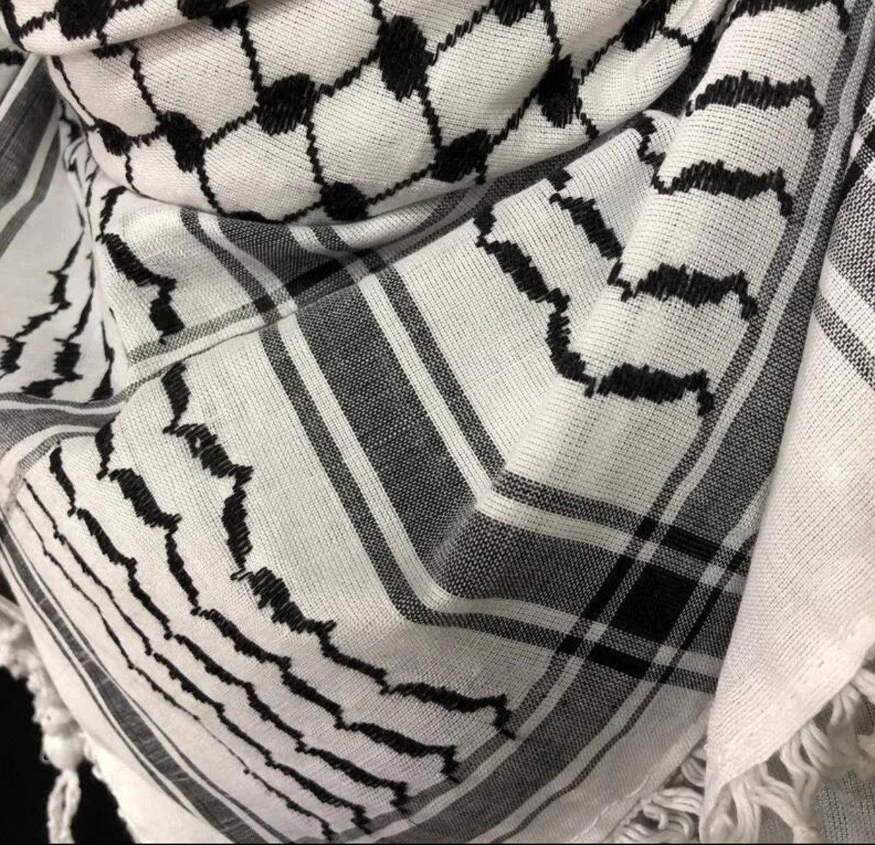 Palestinian kufiyah كوفيه فلسطينيه