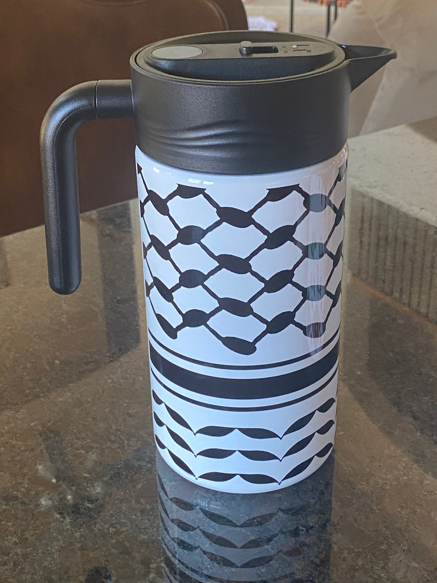 Kufiyah Print Dallah 1.5 Liters