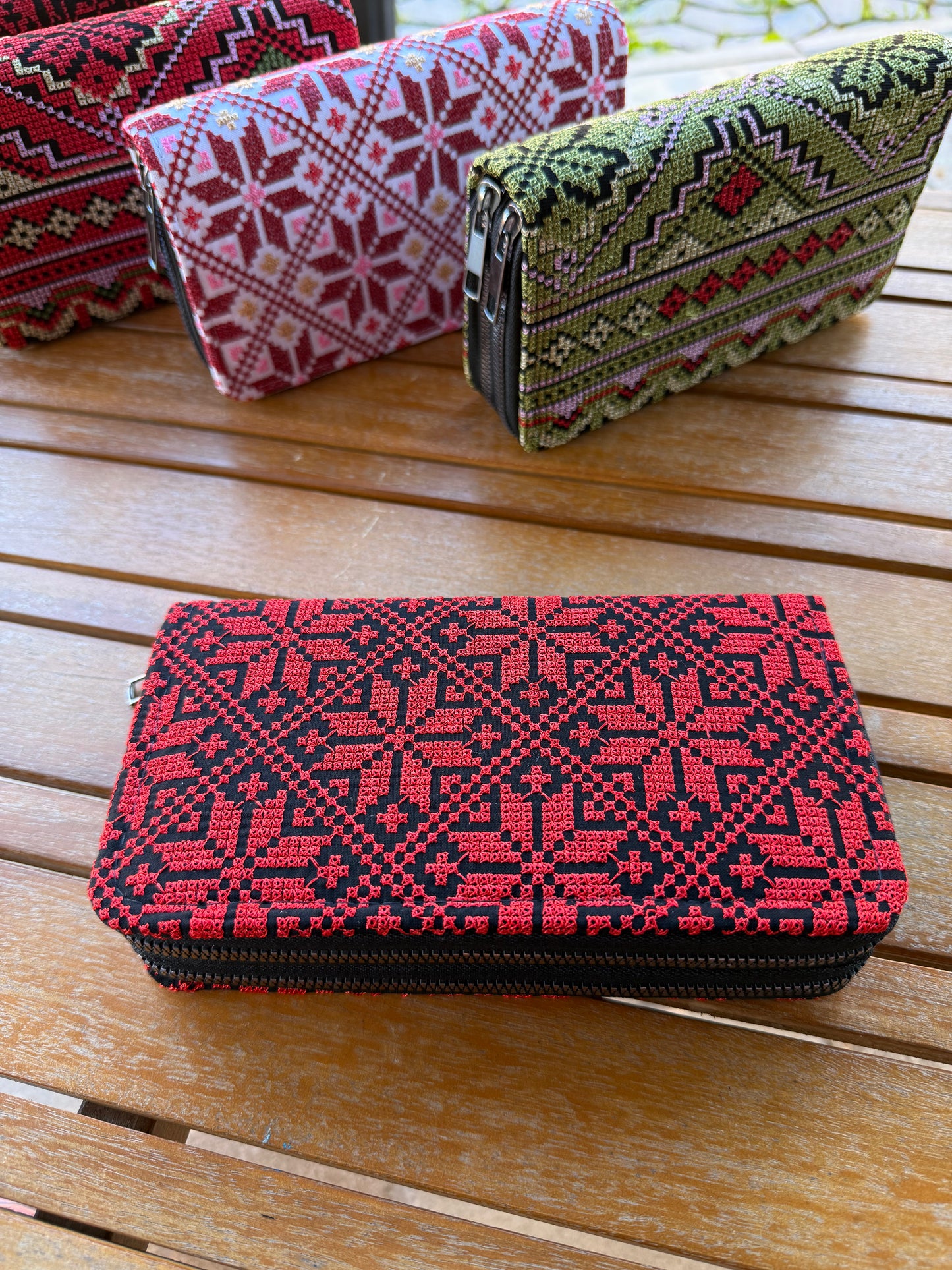 Juzdan Palestinian embroidery wallets ￼