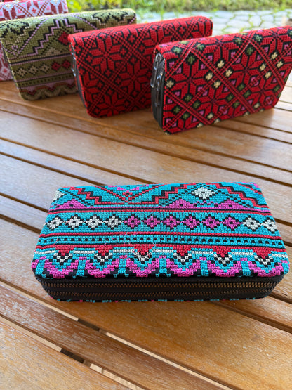 Juzdan Palestinian embroidery wallets ￼
