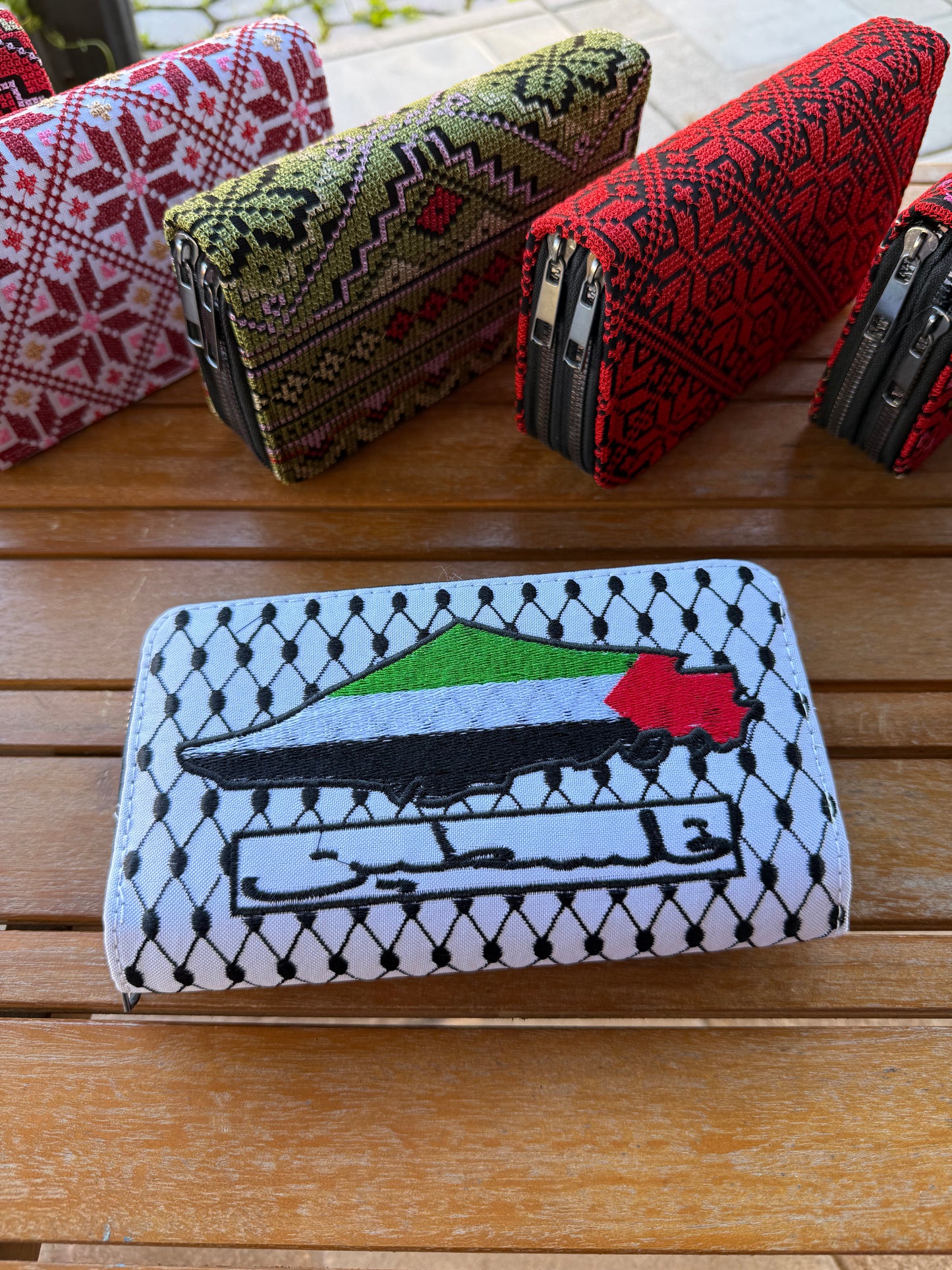 Juzdan Palestinian embroidery wallets ￼