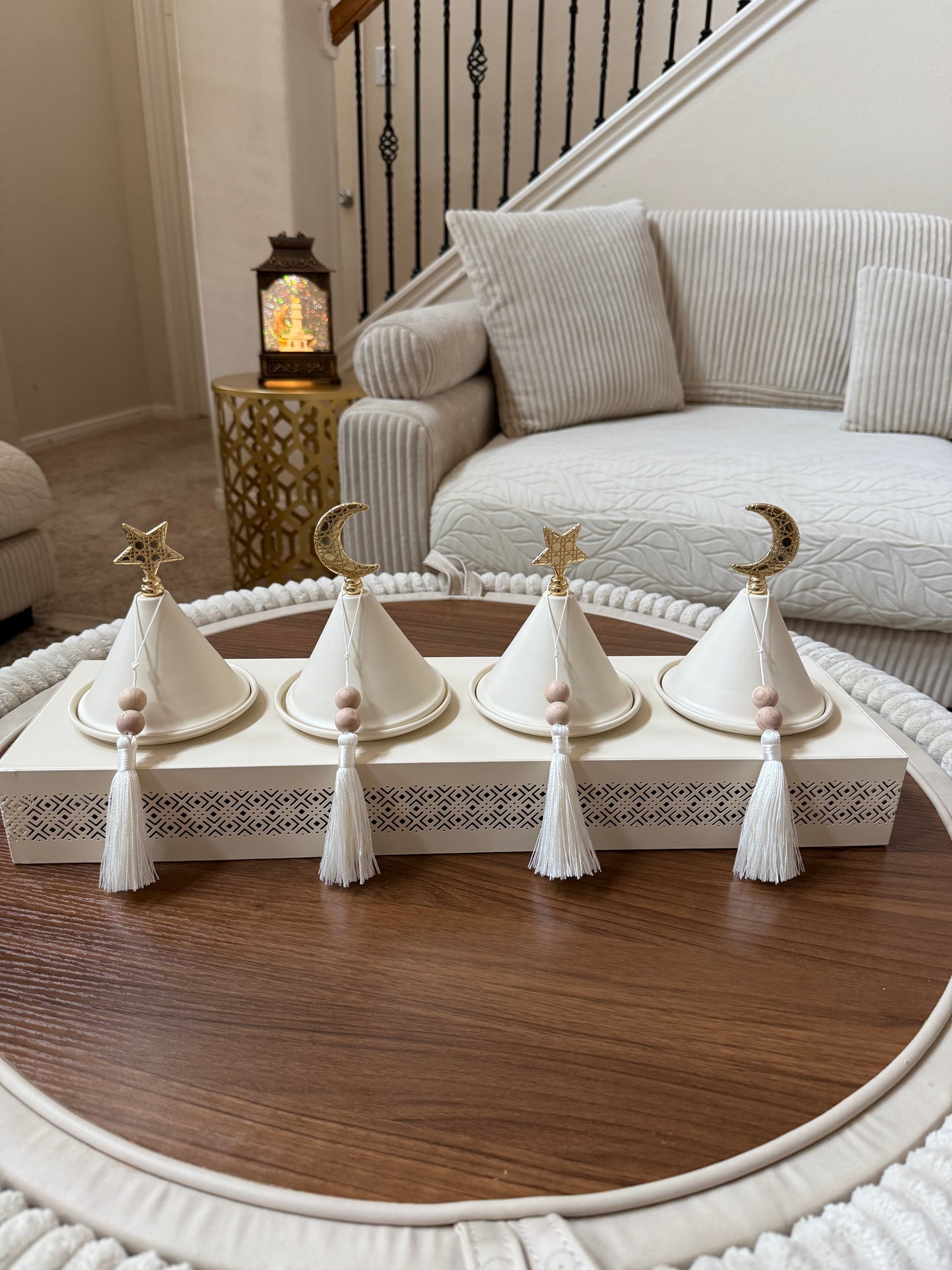 Nour Al-Diyafa Serving Stand